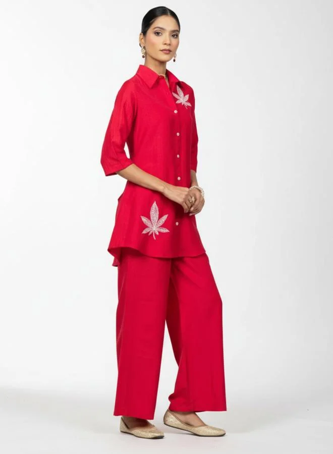 WineRed طقم قميص مطرز وبنطال بأرجل واسعة